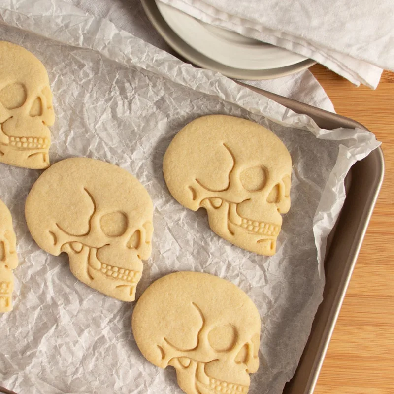 Petrecere De Halloween Craniu Creier În Formă De Cookie Embosser Mucegai Desene Animate Fondant Biscuit Timbru Desert De Ciocolată Mucegai Decoratiuni Tort 3